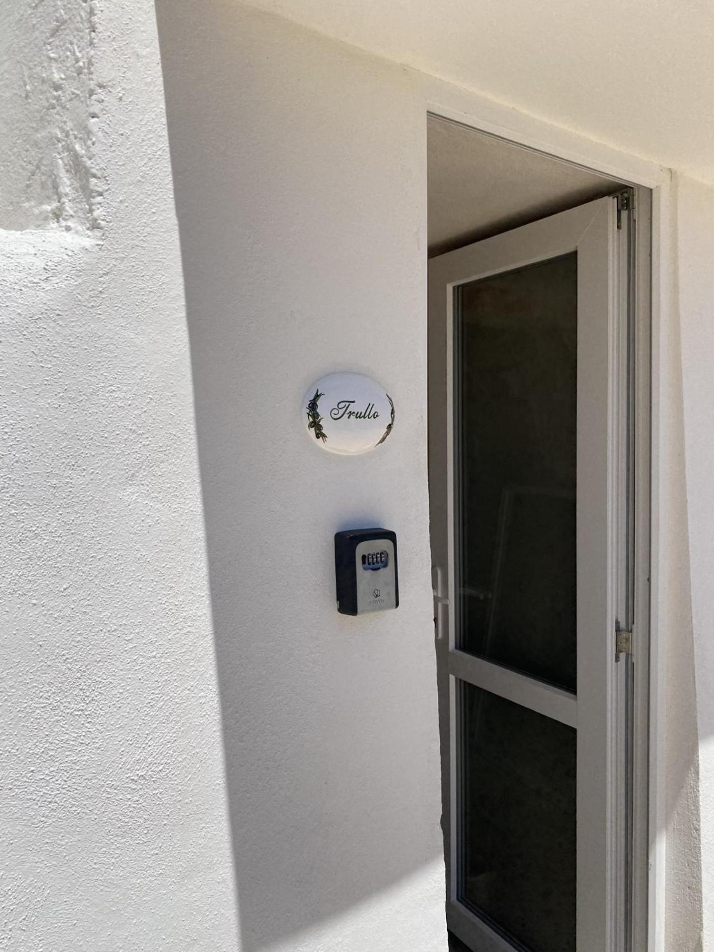 Trullo Moi Hotel Ostuni Ngoại thất bức ảnh